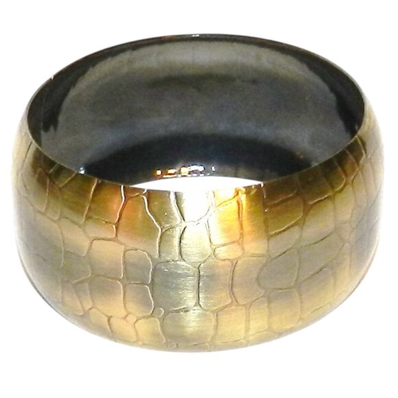 Golden Antiqued Brass Crocodile Bangle 36mm Steel Metal 2-1/2" Bracelet BR373 - Picture 1 of 1